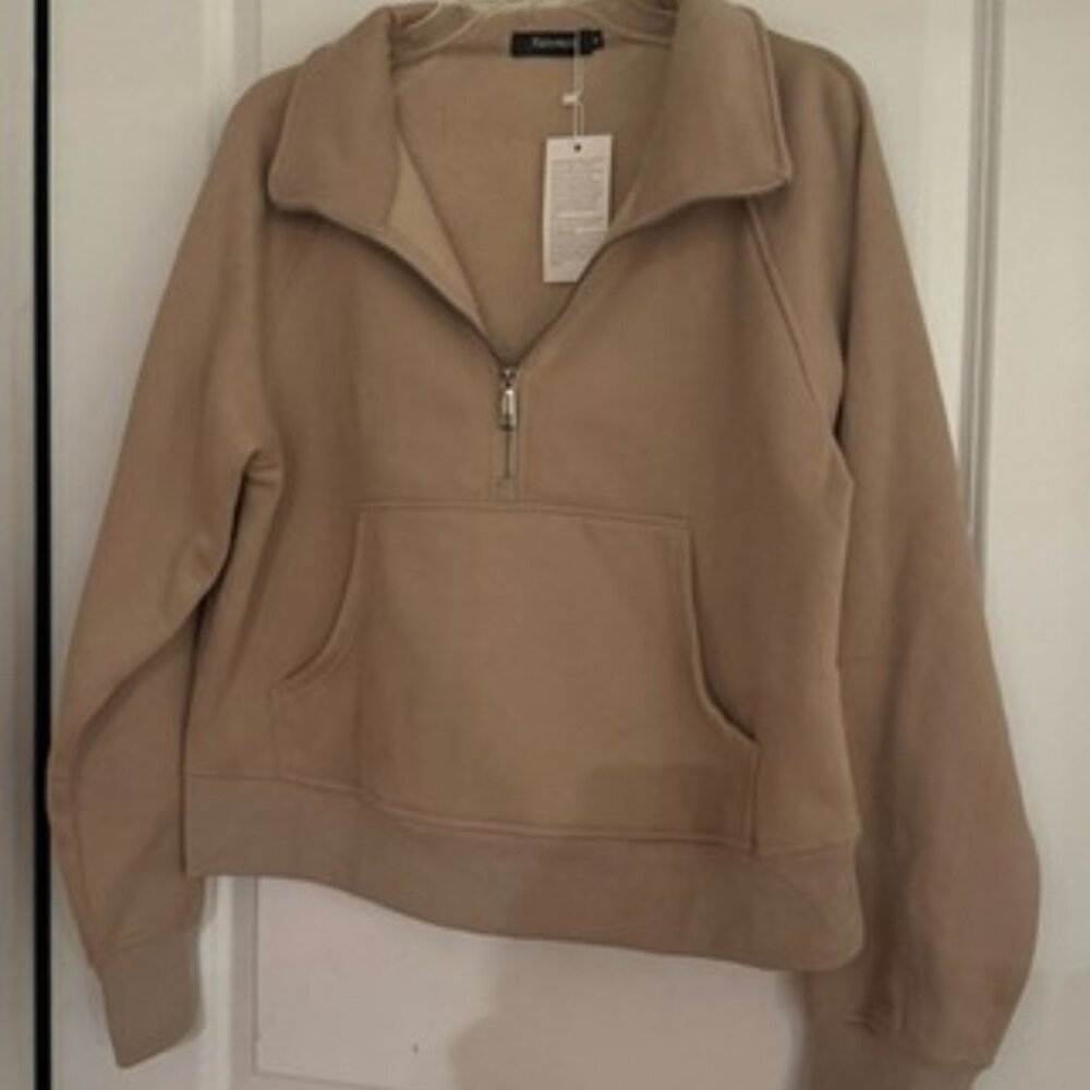 Automet Women's Beige Quarter-Zip Pullover size medium